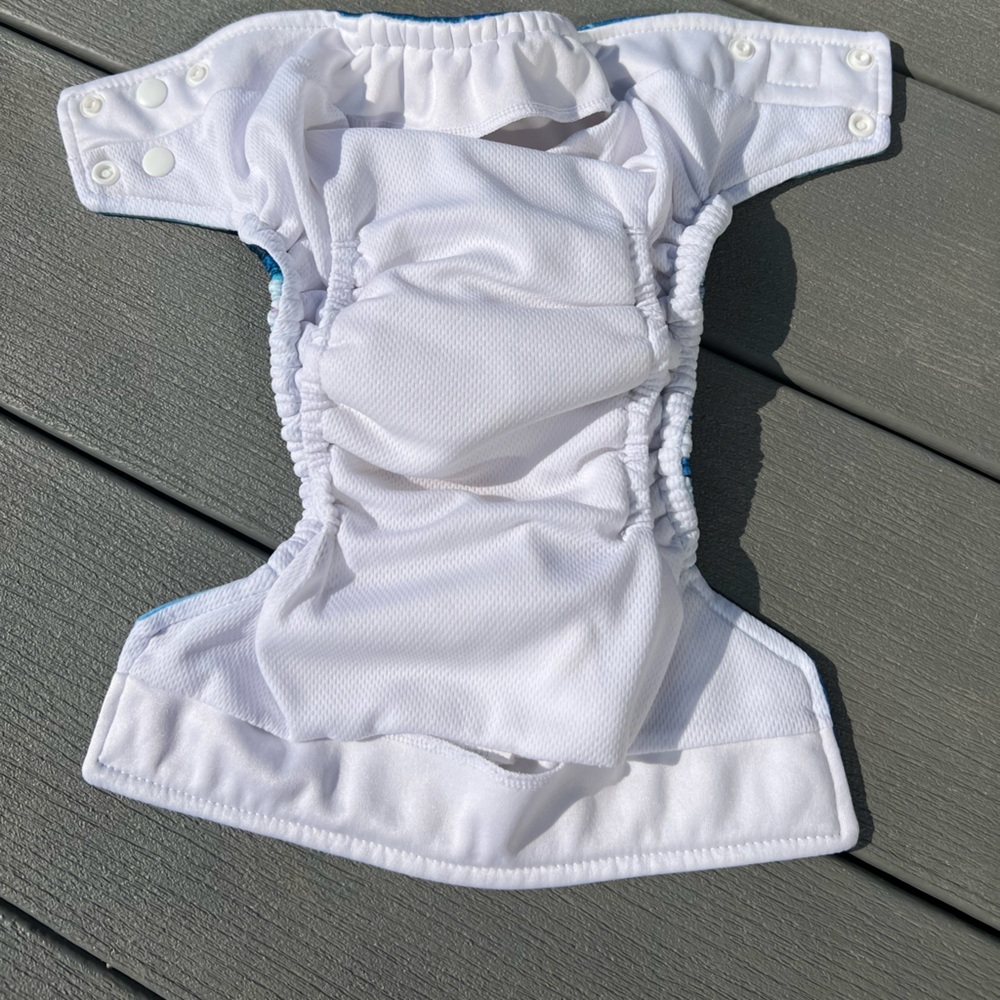 Cloth diaper Frozen - Picture 2 of 2